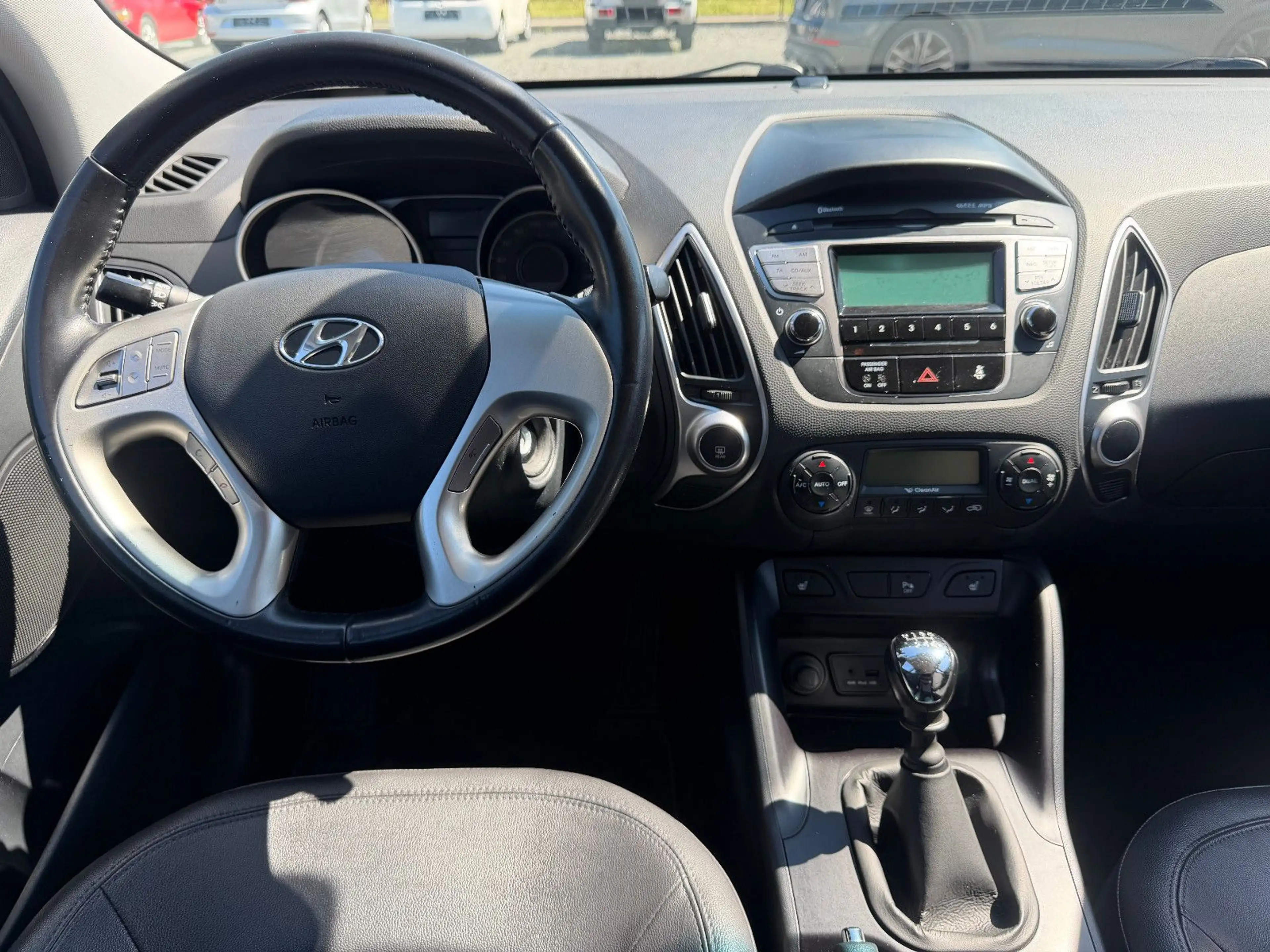 Hyundai iX35 2.0D AWD Bi-XENON/PDC/KLIMAA — photo 14
