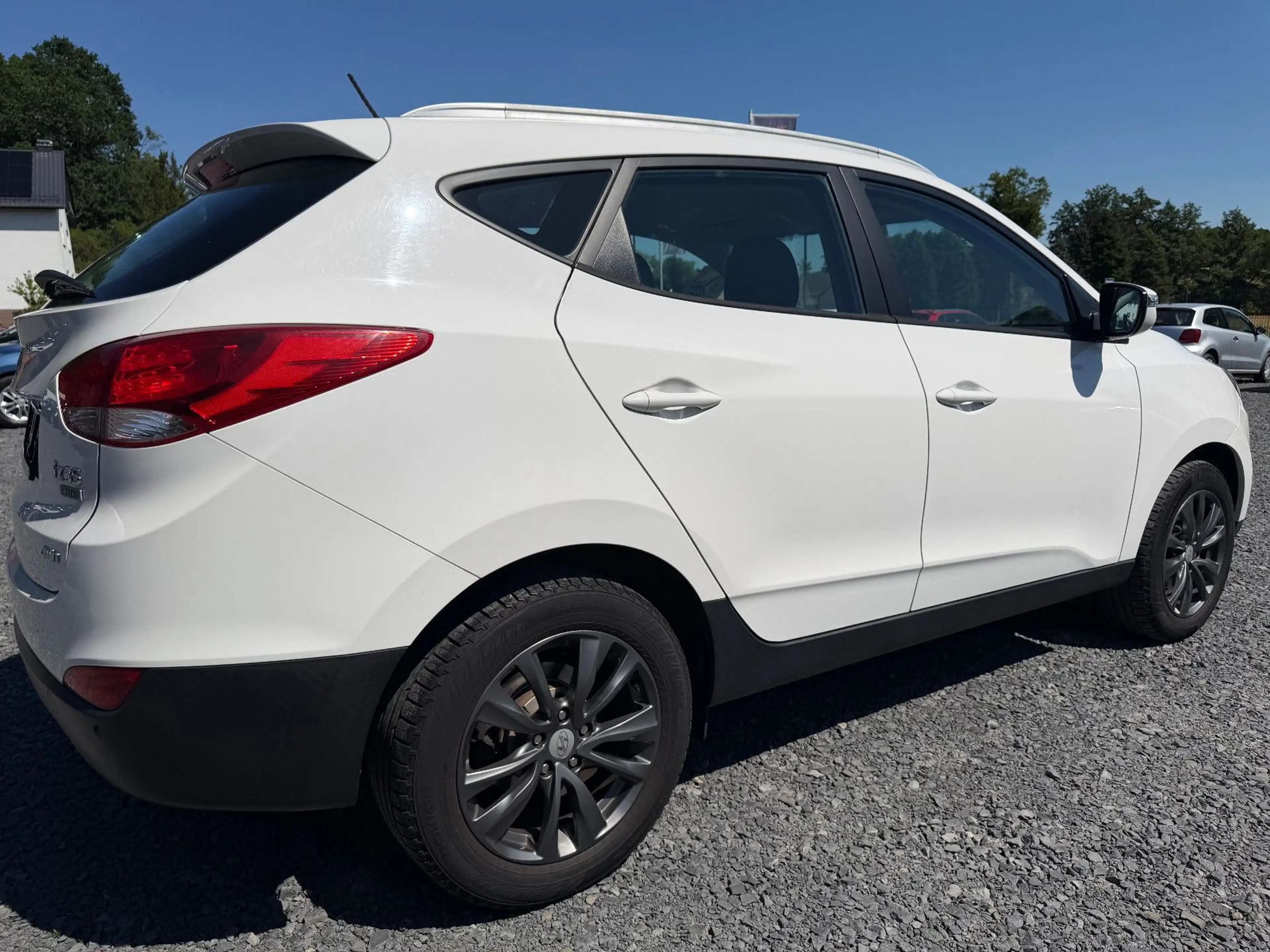 Hyundai iX35 2.0D AWD Bi-XENON/PDC/KLIMAA — photo 4