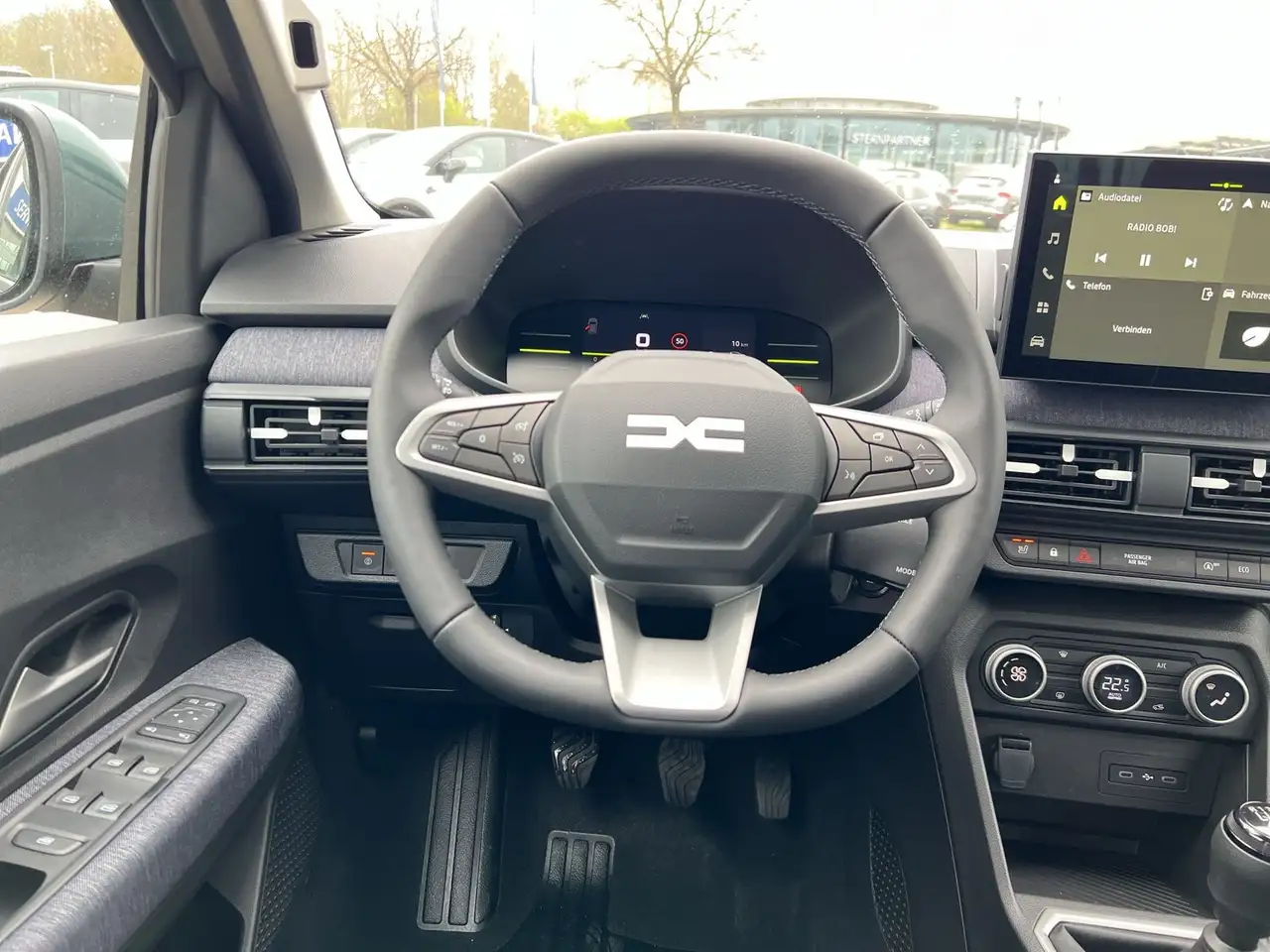 Dacia Sandero Neues Modell TCe 100 Journey Driving- & Winterpake 6