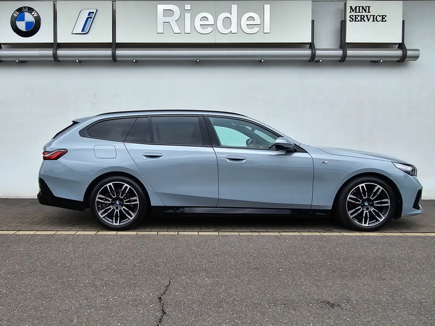 BMW 520 d Touring M Sportpaket*Standhzg*AHK*DA+*h/k* Gris - 2