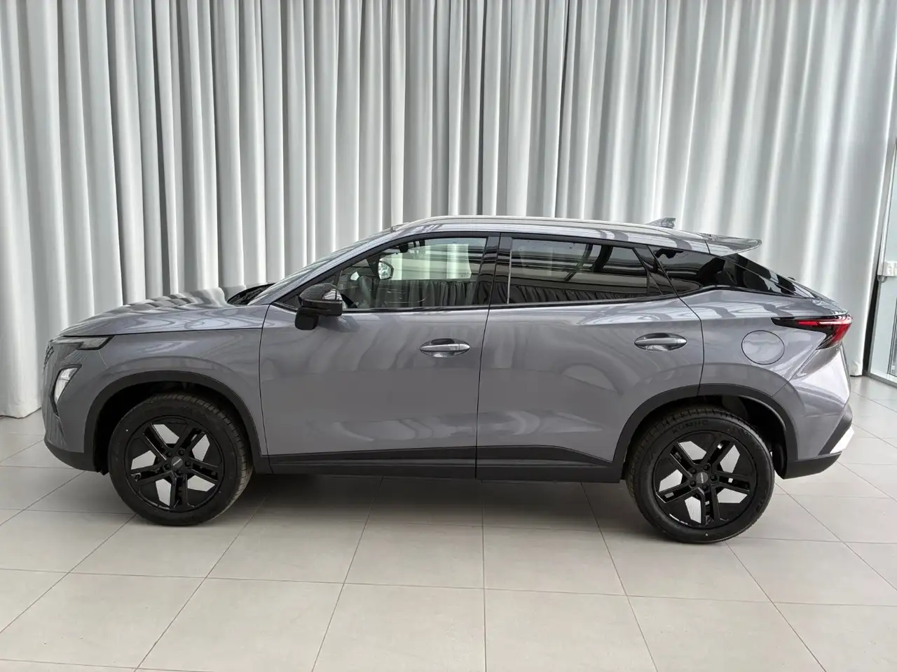 Omoda 5 HEV PREMIUM 7