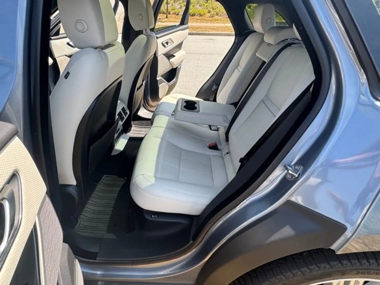 Land Rover Range Rover Velar снимка Land Rover Range Rover Velar