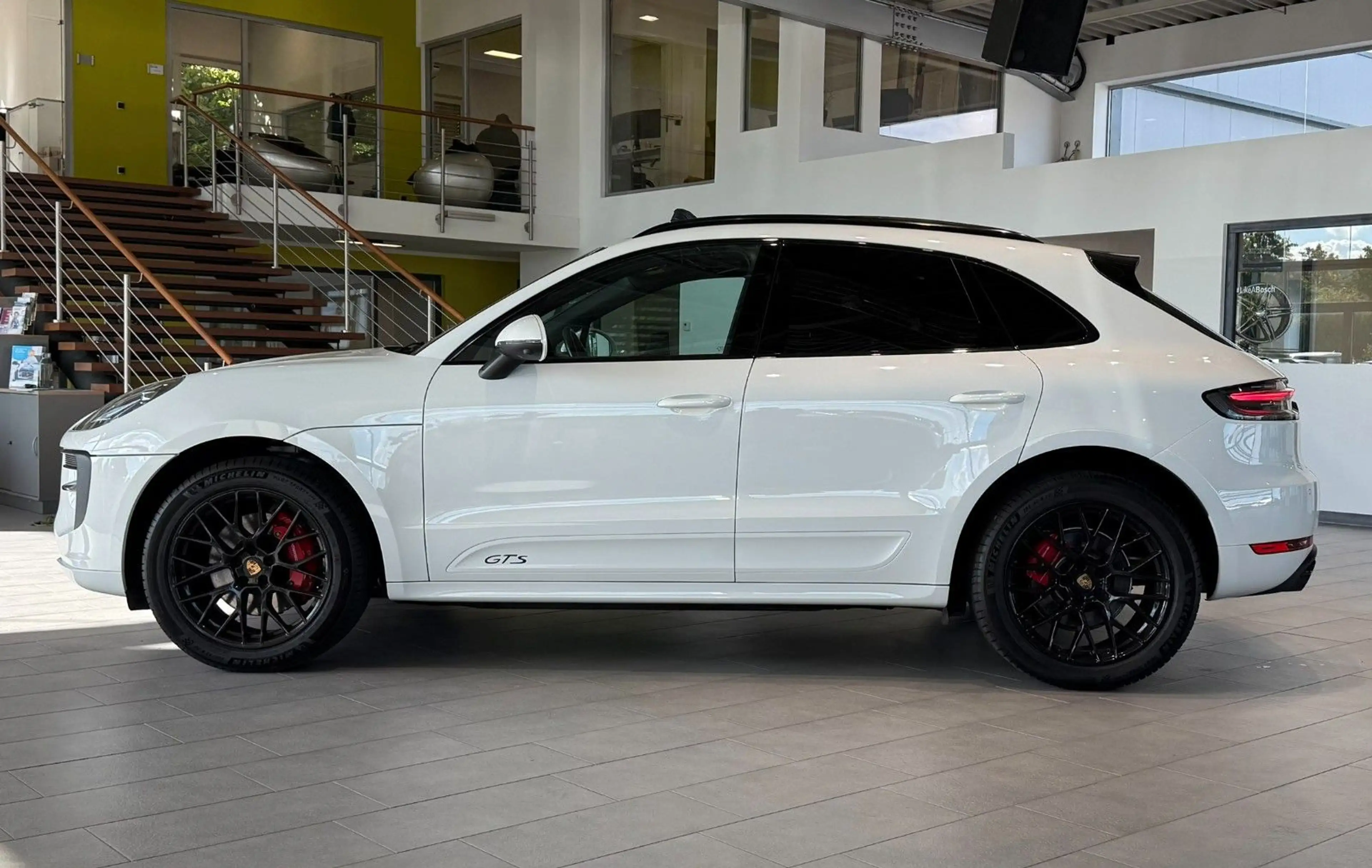 Porsche Macan GTS*Memory*Sitzbel.*Pano*360°*BOSE* — photo 3
