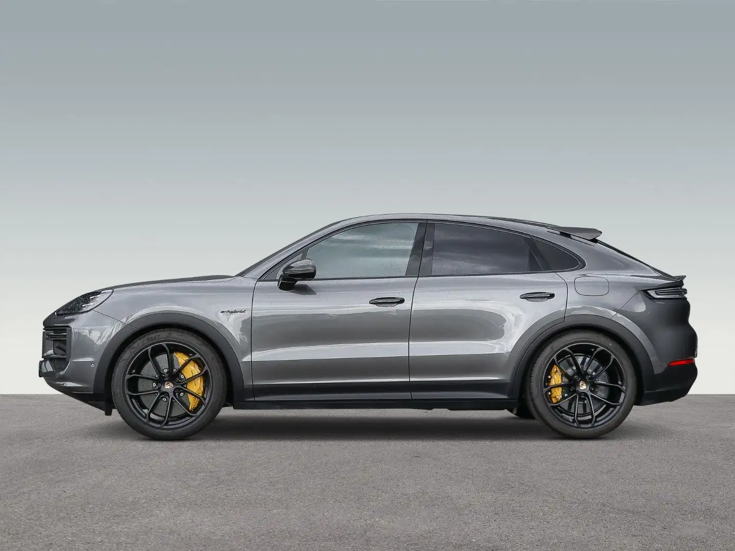 Porsche Cayenne Turbo E-Hybrid Coupe mit GT-Paket BOSE Grau - 2