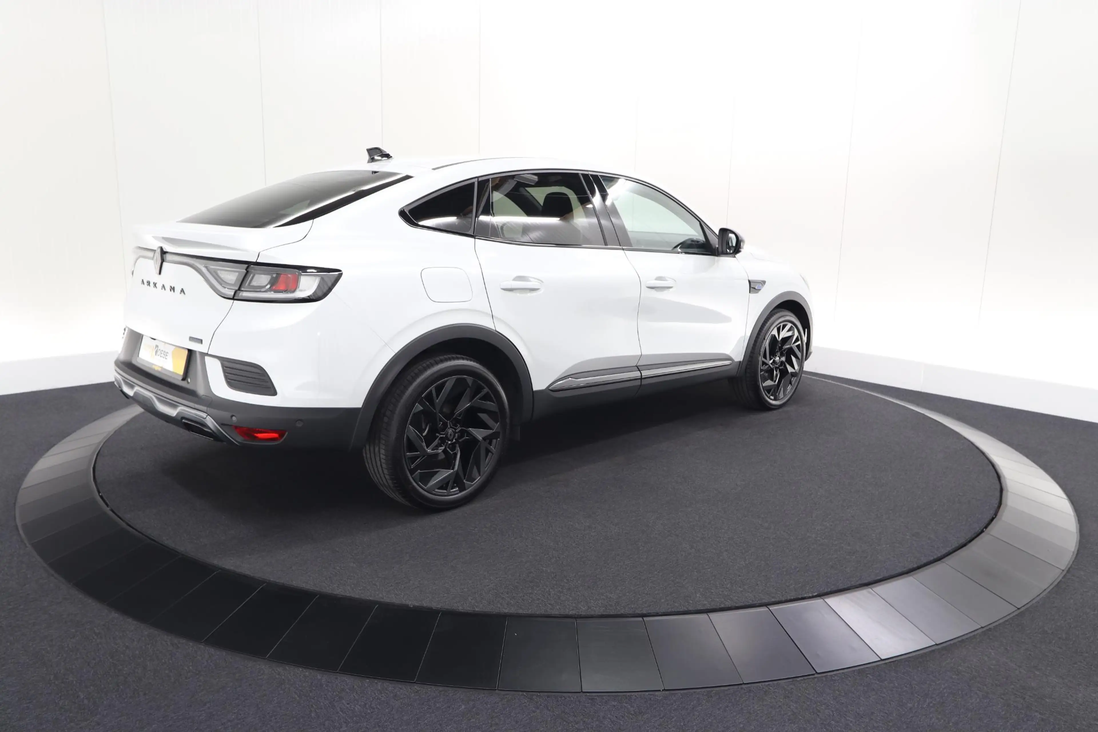 Renault Arkana 1.6 E-Tech hybrid 145 Esprit Alpine | 360 Camera | — photo 5