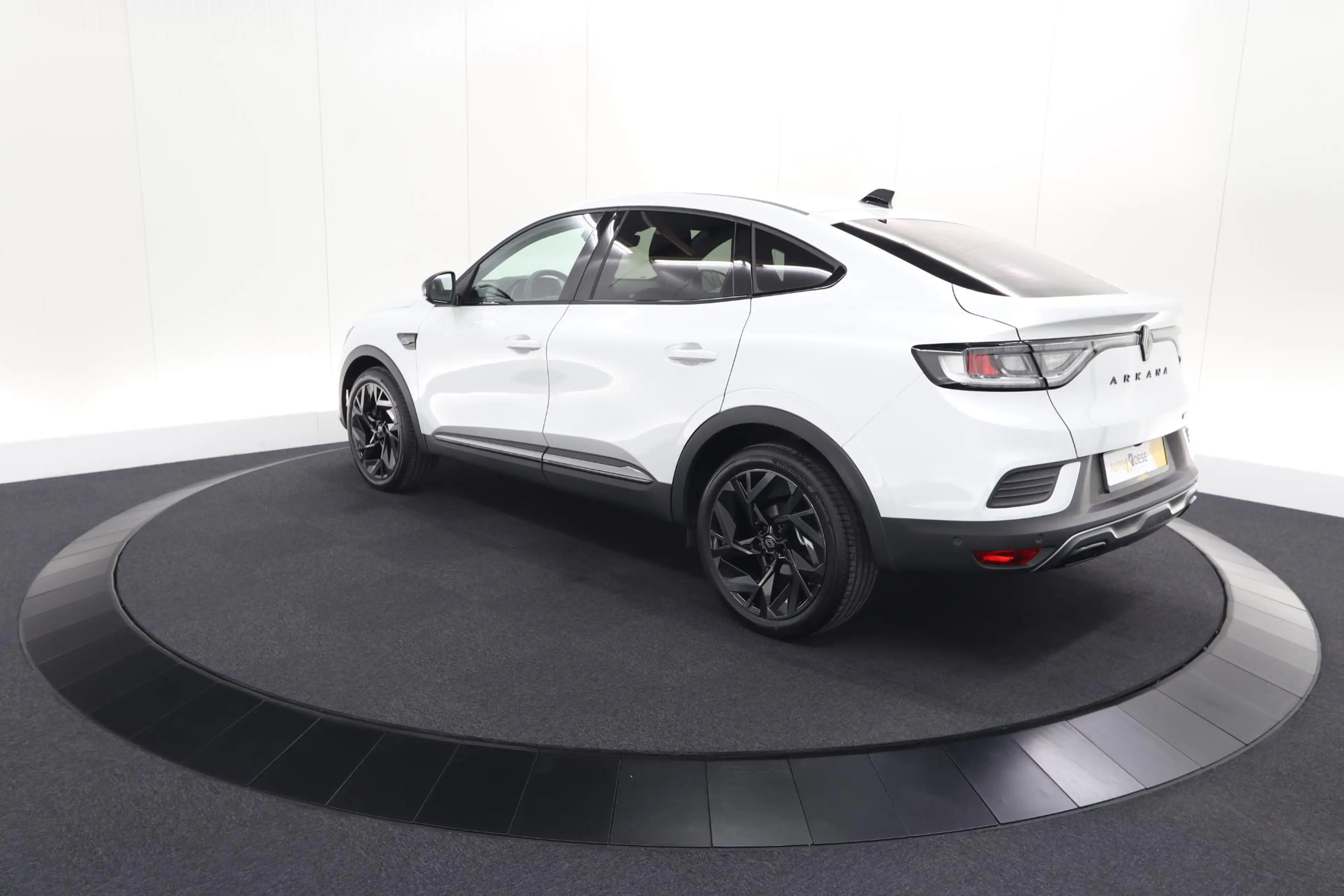 Renault Arkana 1.6 E-Tech hybrid 145 Esprit Alpine | 360 Camera | — photo 12