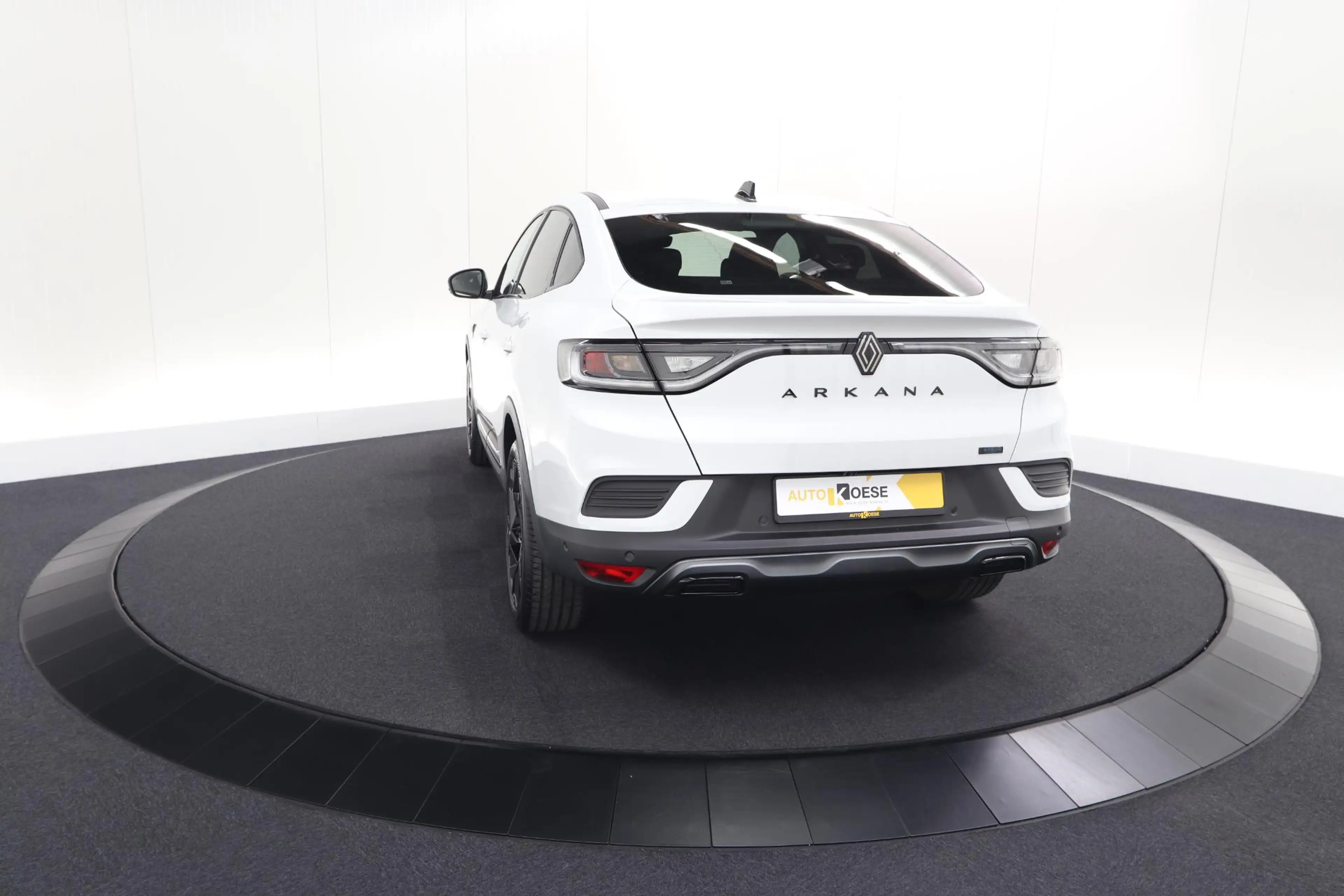 Renault Arkana 1.6 E-Tech hybrid 145 Esprit Alpine | 360 Camera | — photo 11