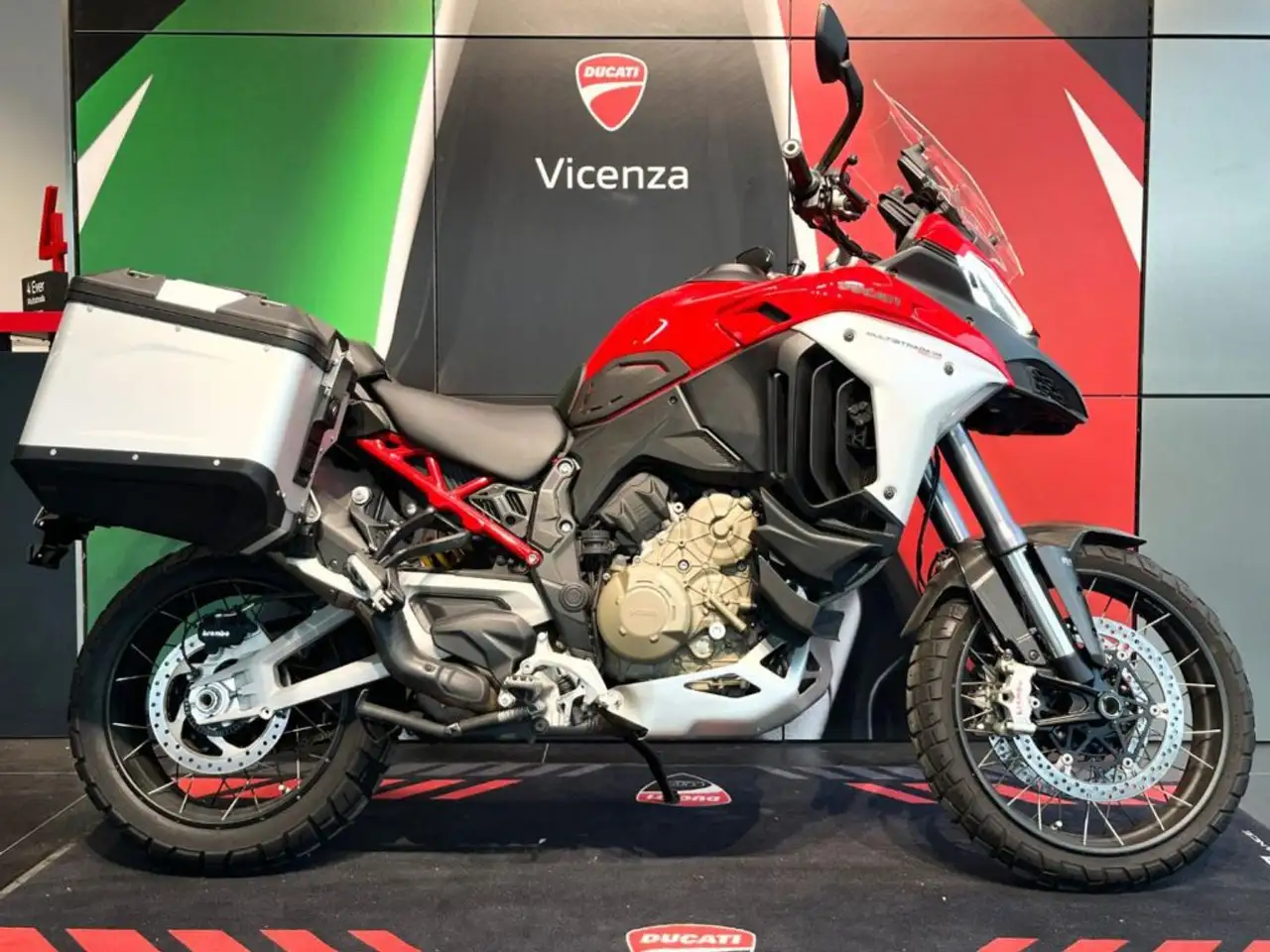 Ducati Multistrada V4 S