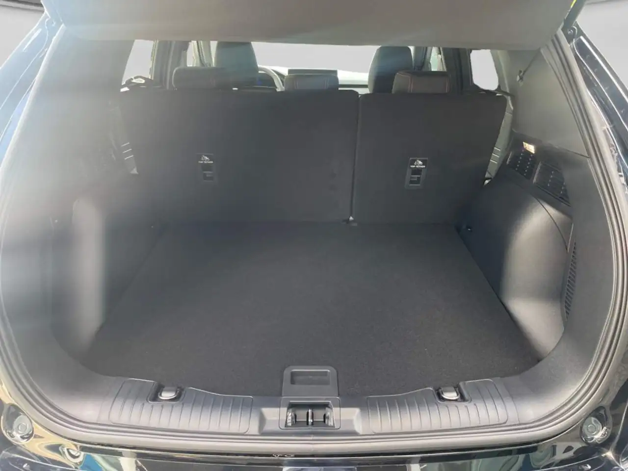 Ford Kuga 1.5 EcoBoost ST-LINE *AHK*WinterPaket*, миниатюра 7