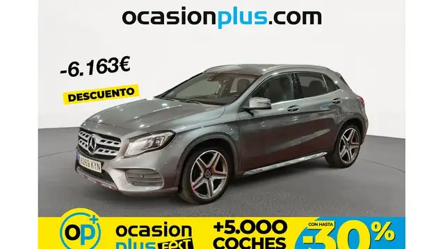 Mercedes-Benz GLA 200 200d 7G-DCT