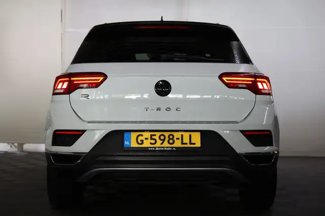 Volkswagen T-Roc view 8