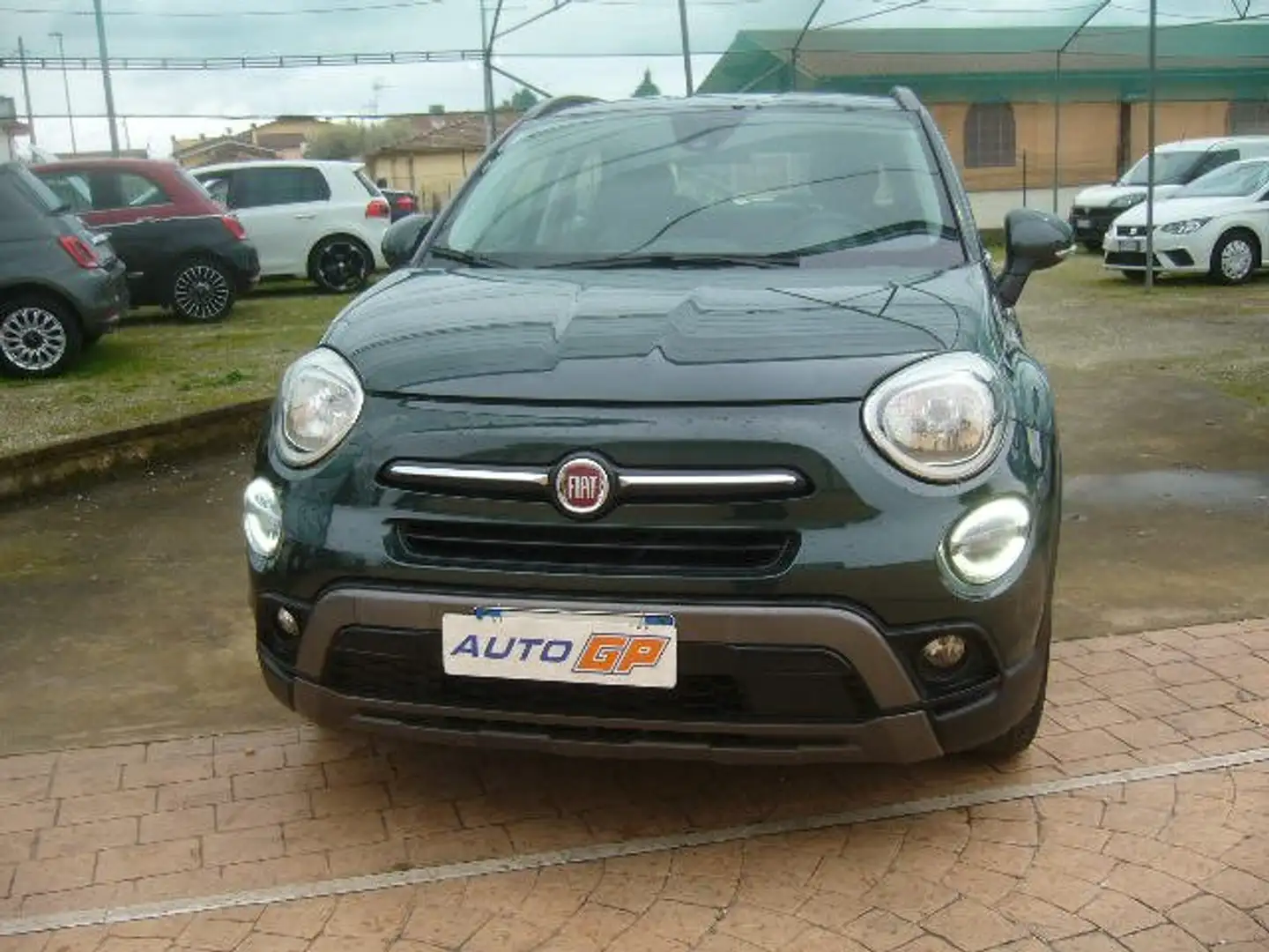Fiat 500X 999CC CROSS Grün - 2