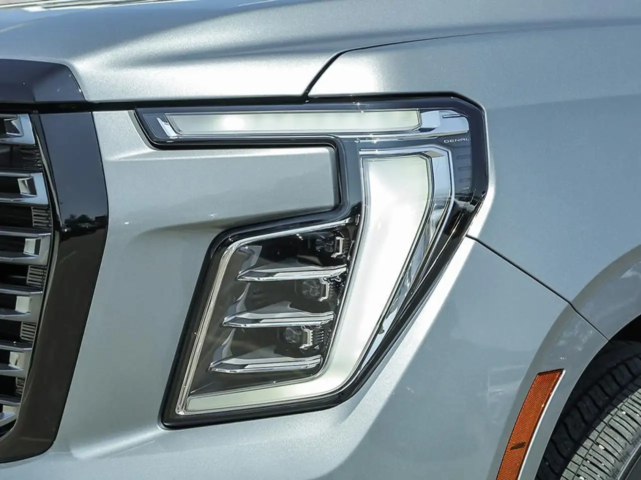 GMC Yukon photo GMC Yukon