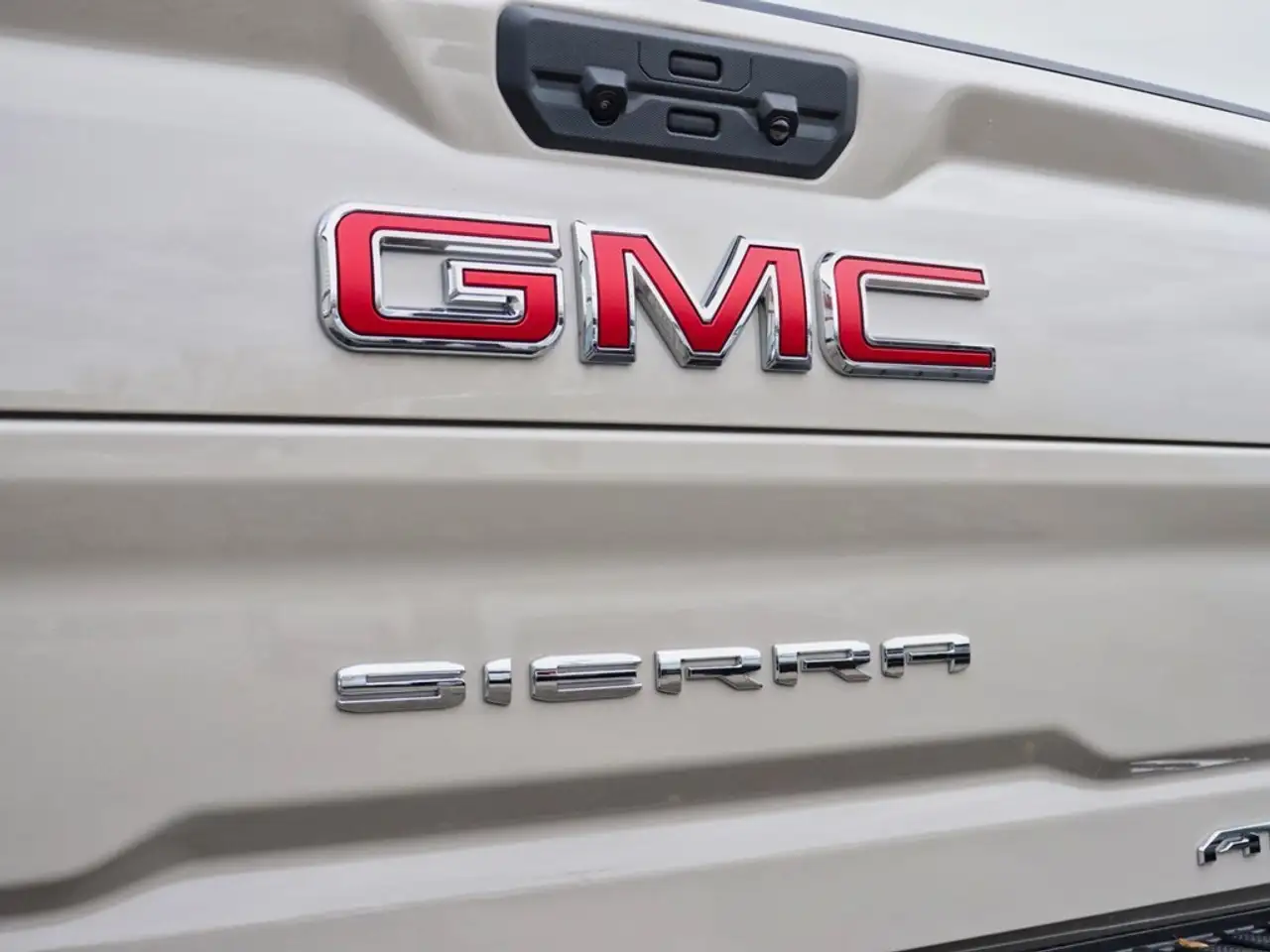 GMC Sierra 2500HD снимка GMC Sierra 2500HD