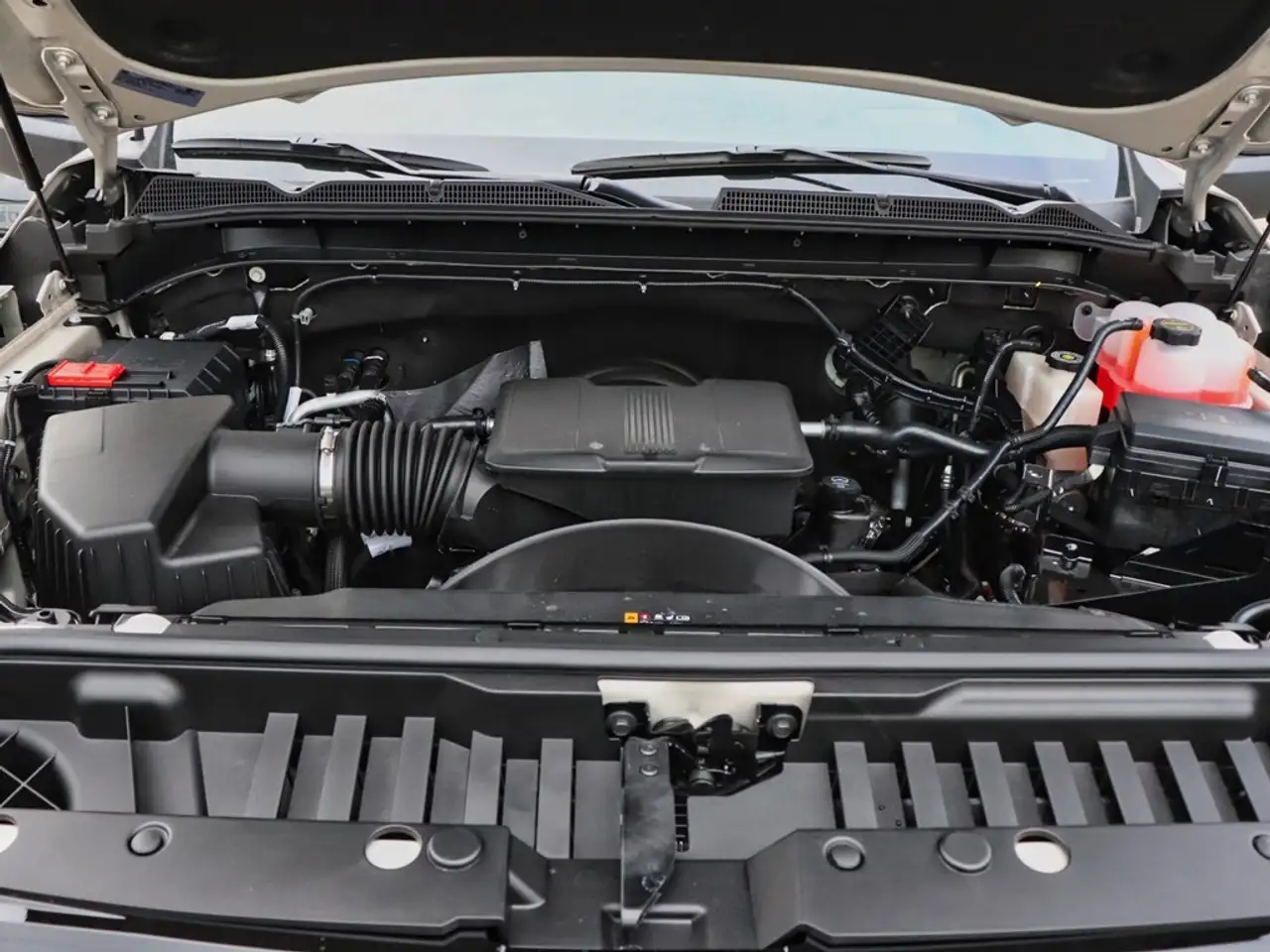 GMC Sierra 2500HD снимка GMC Sierra 2500HD