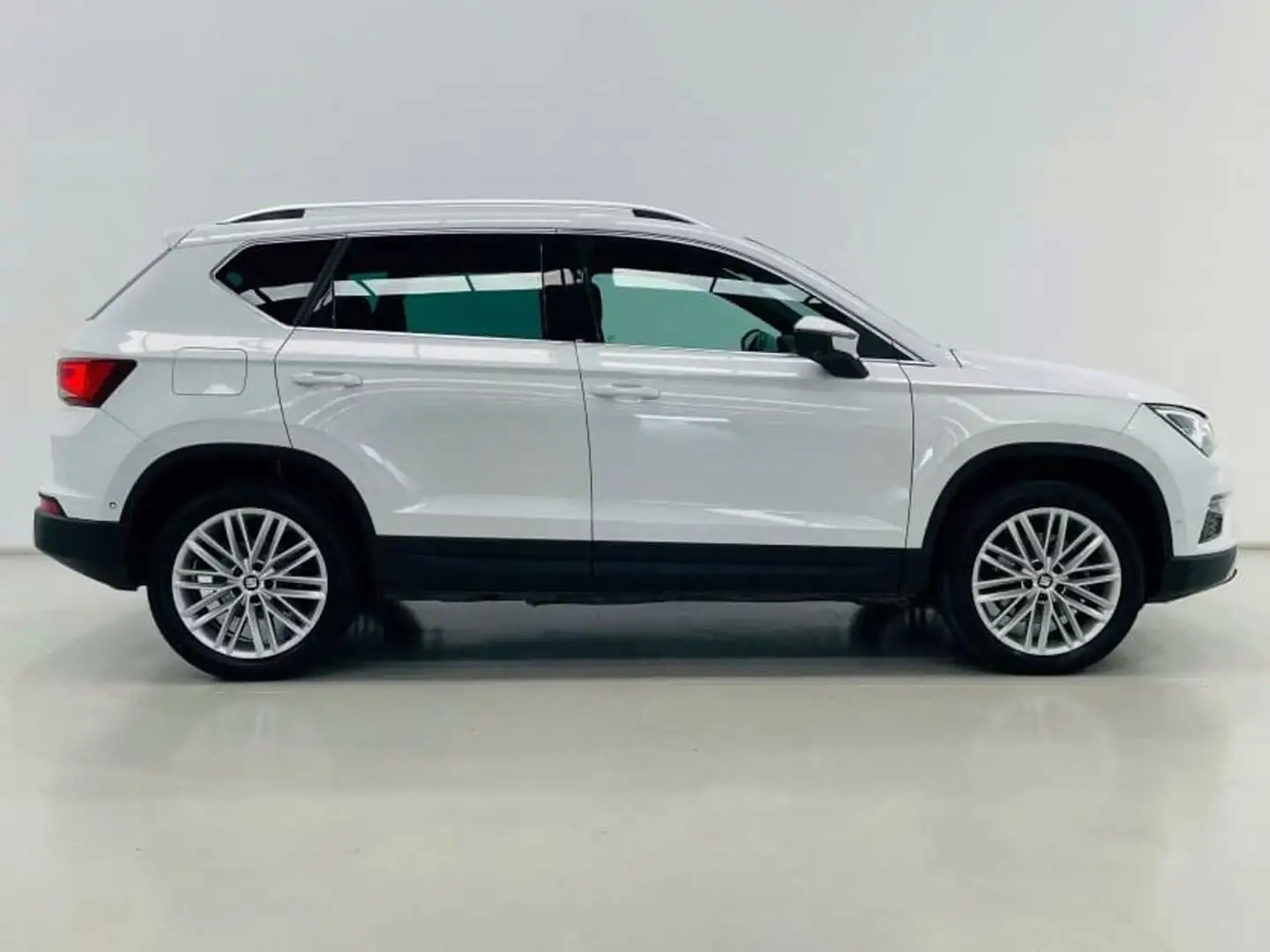 SEAT Ateca 2.0TDI CR S&S Xcellence DSG 150 Blanc - 1