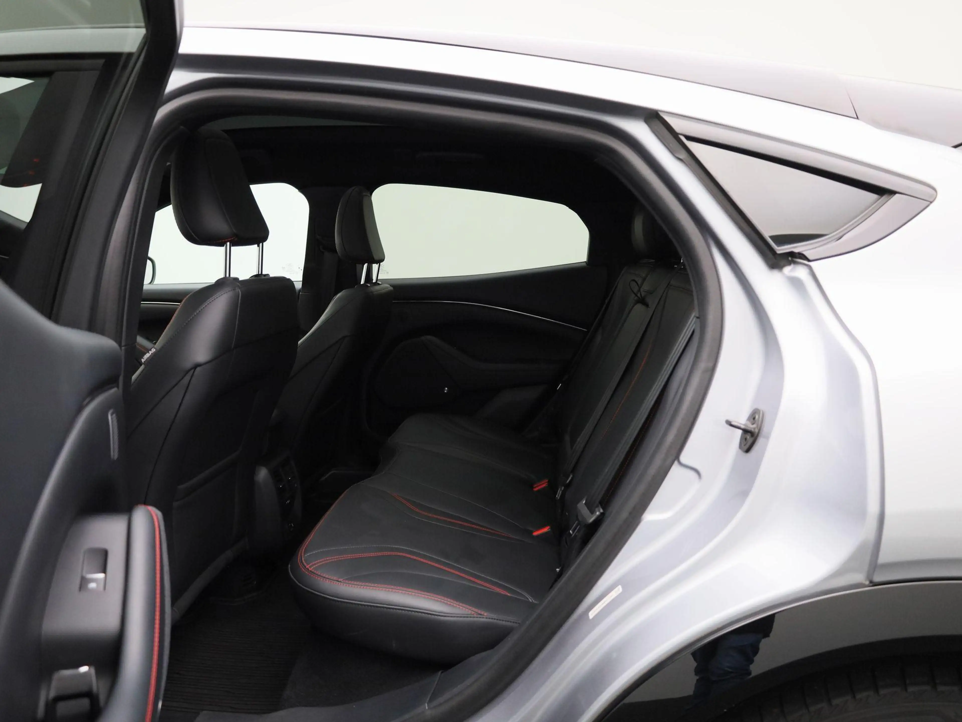Ford Mustang Mach-E AWD 75 kWh | Elekt. Bestuurdersstoel met Memory | — photo 10