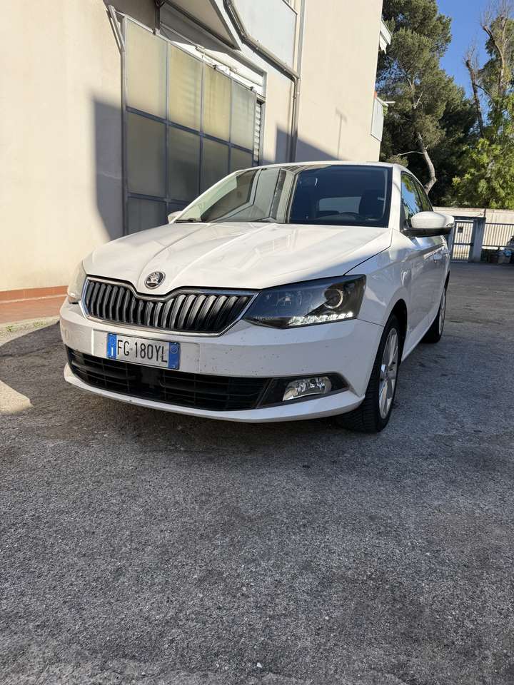 Skoda Fabia 1.4 tdi Style dsg 90cv