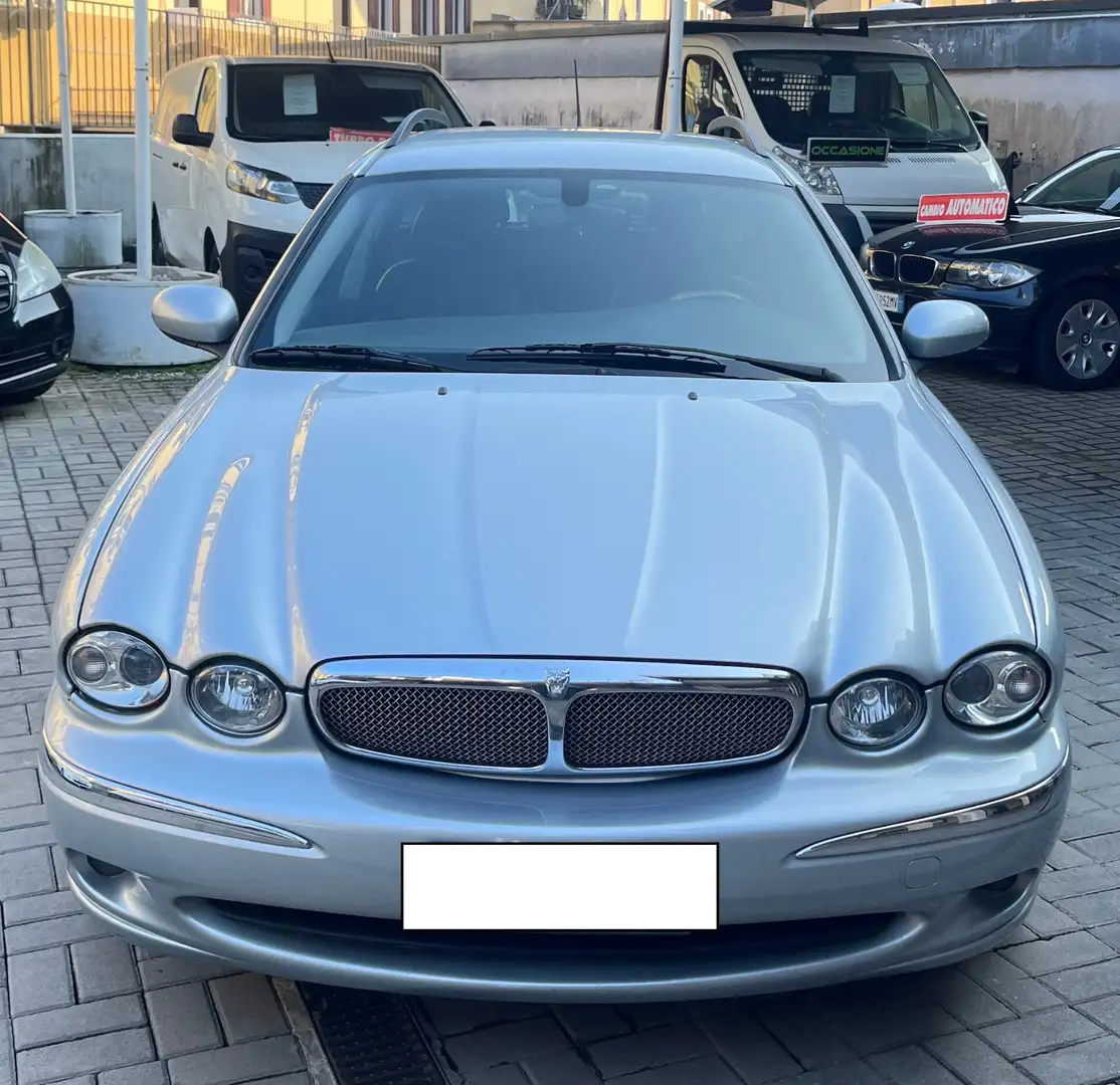 Jaguar X-Type X-Type 3.0 V6 24V cat Wagon Prem. Luxury Silber - 2
