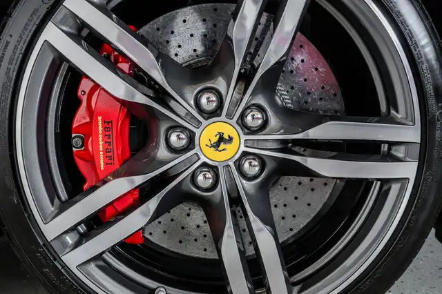 Ferrari Portofino view 8