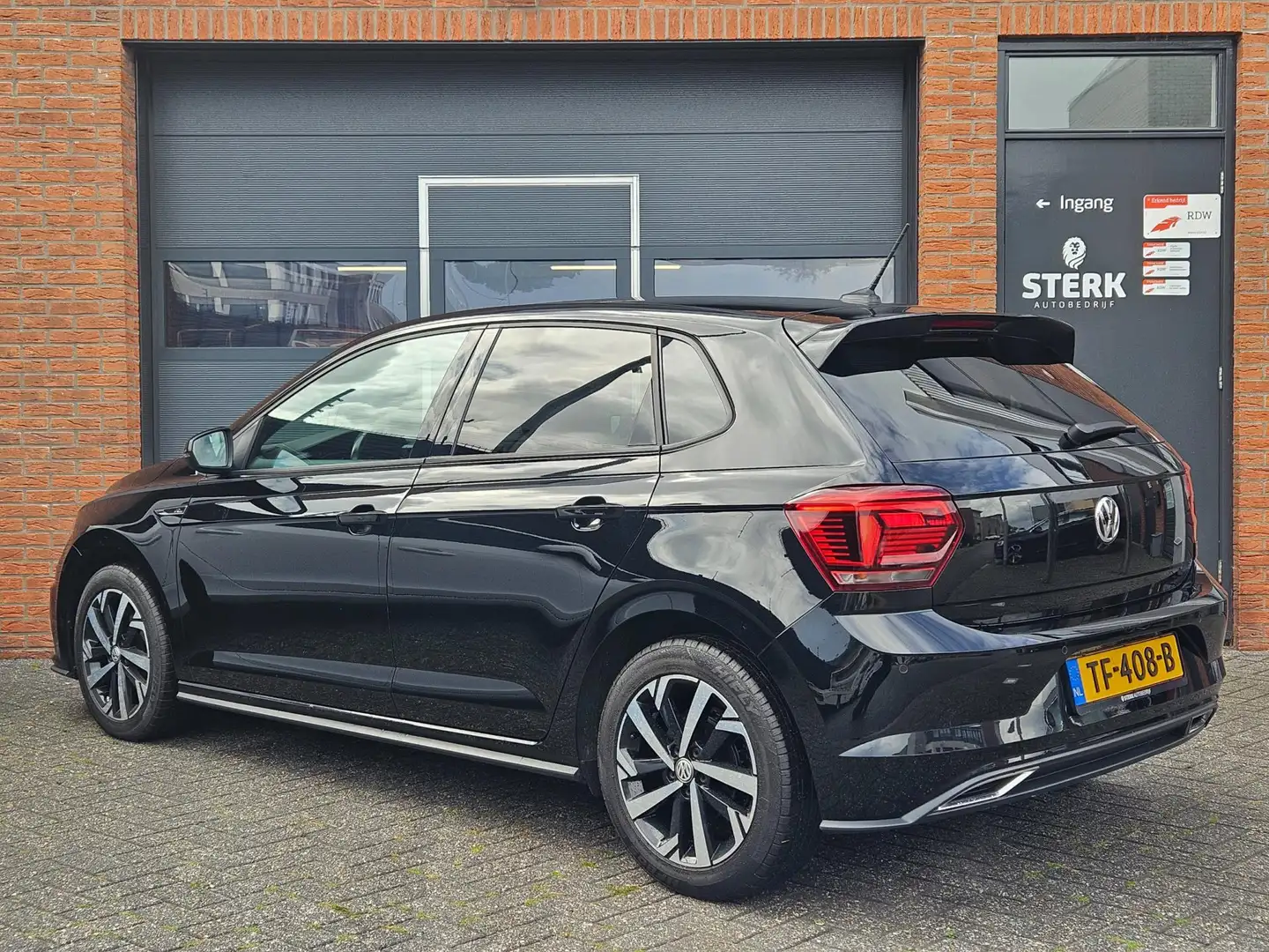 Volkswagen Polo 1.0 TSI Highline R-line LED ACC Carplay Negro - 2