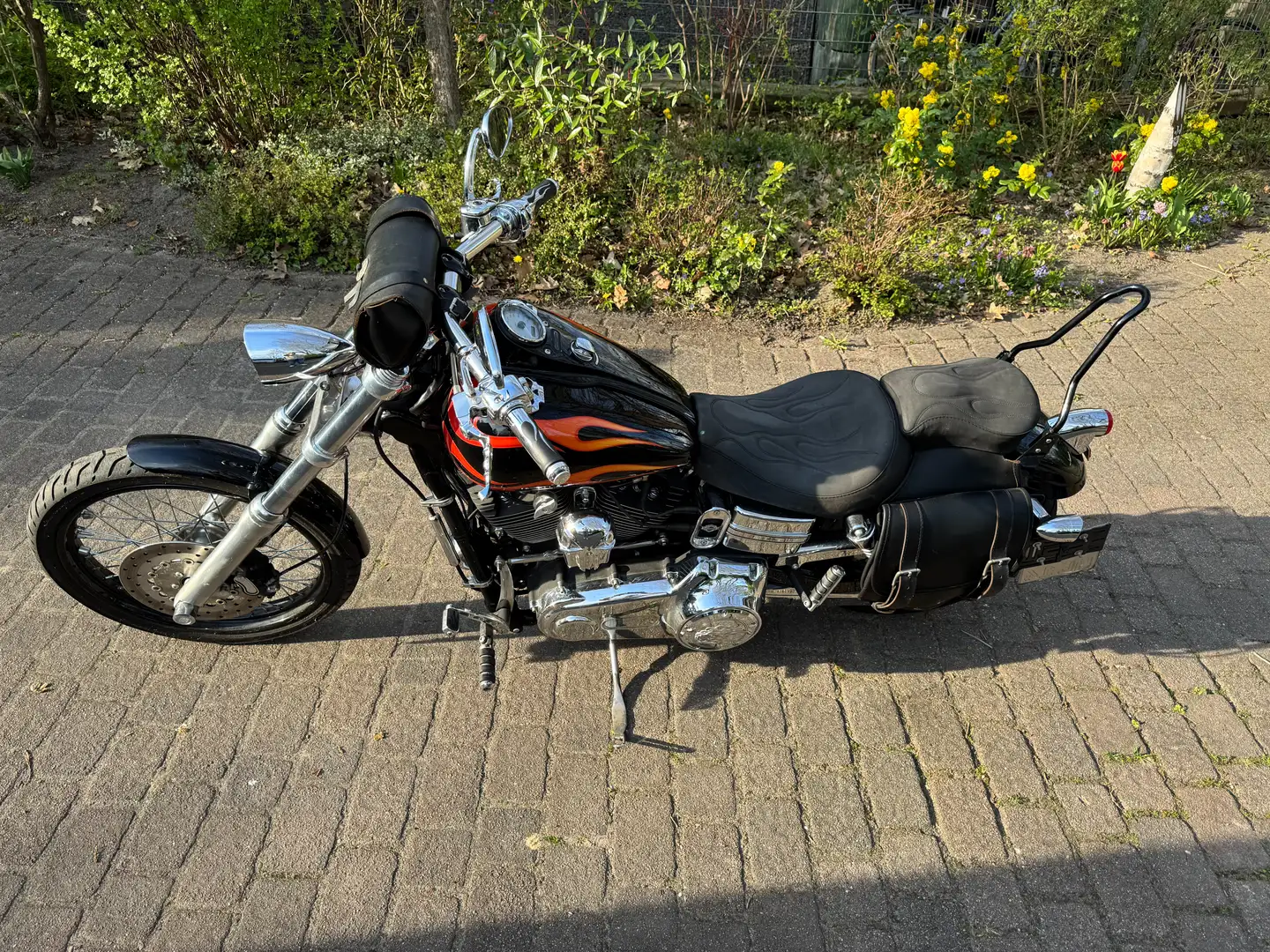 Harley-Davidson Dyna Wide Glide Flame Edition Чорний - 2