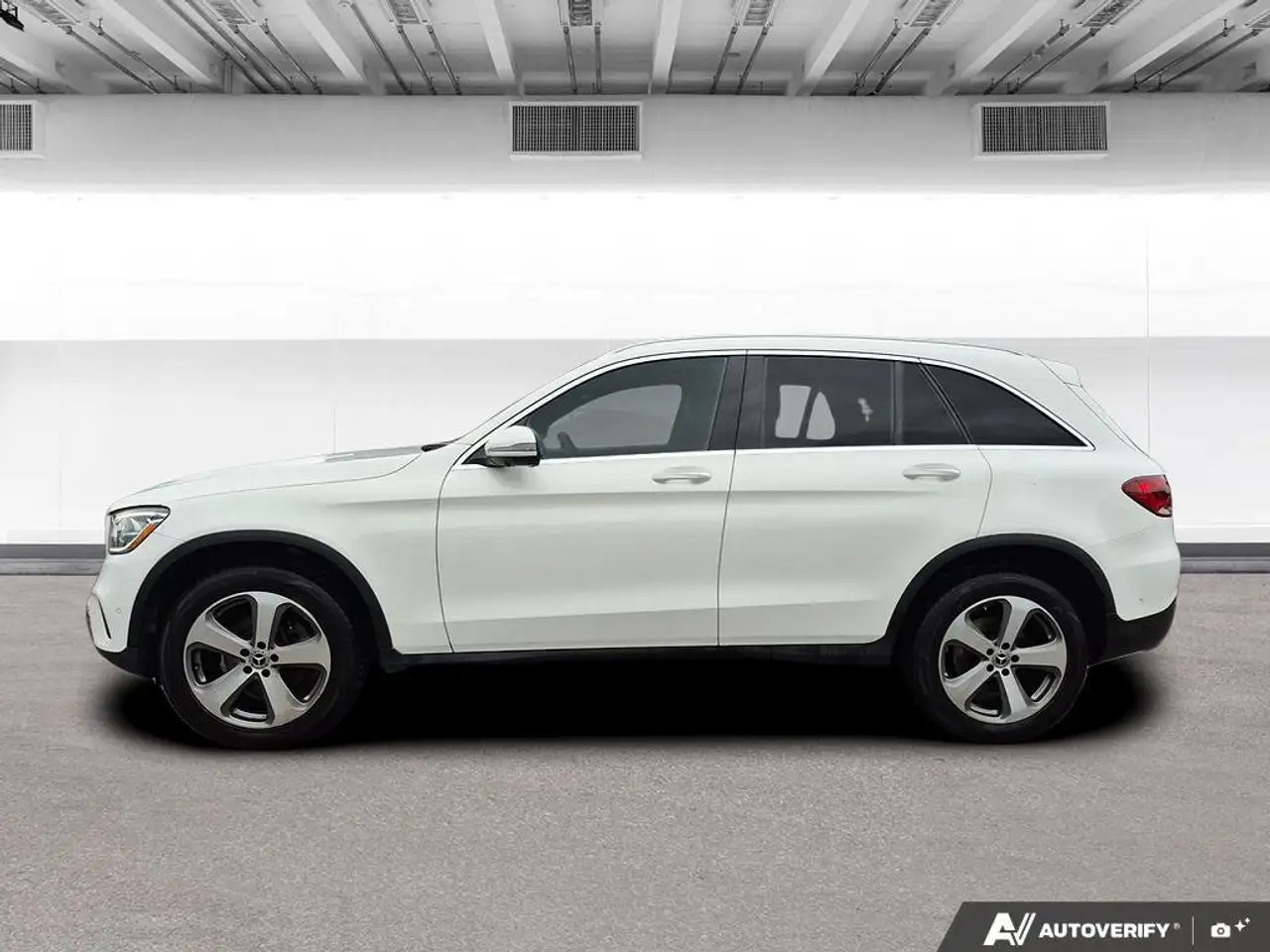 Mercedes-Benz GLC снимка Mercedes-Benz GLC