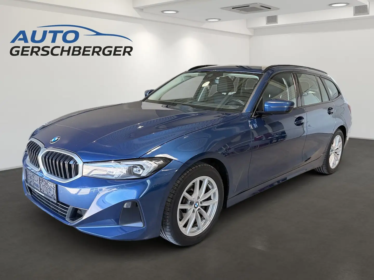 BMW 318 i Aut, Widescreen Display, Sportsitze, HUD, HiFi Blau - 1