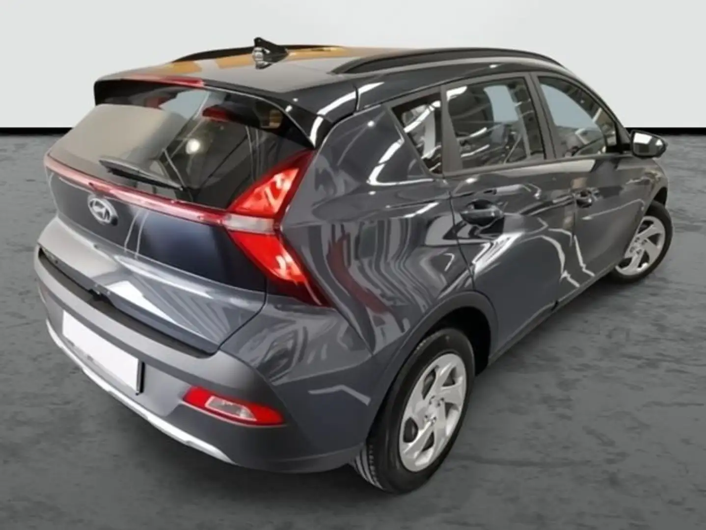 Hyundai BAYON 1.0 T-GDi 73,6 kW (100 CV) MT6 2WD Sense + Gris - 2