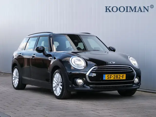 MINI Cooper Clubman Mini 1.5 136pk Chili Serious Business Automaat Har