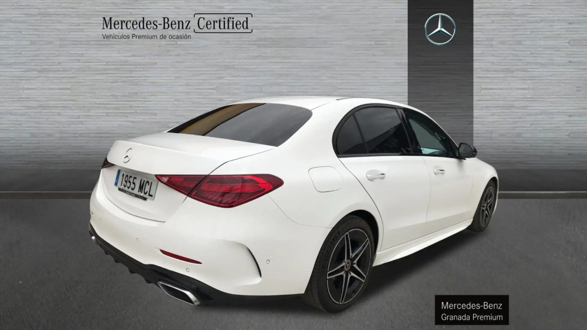 Mercedes-Benz C 220 -CLASS D AMG LINE Wit - 2