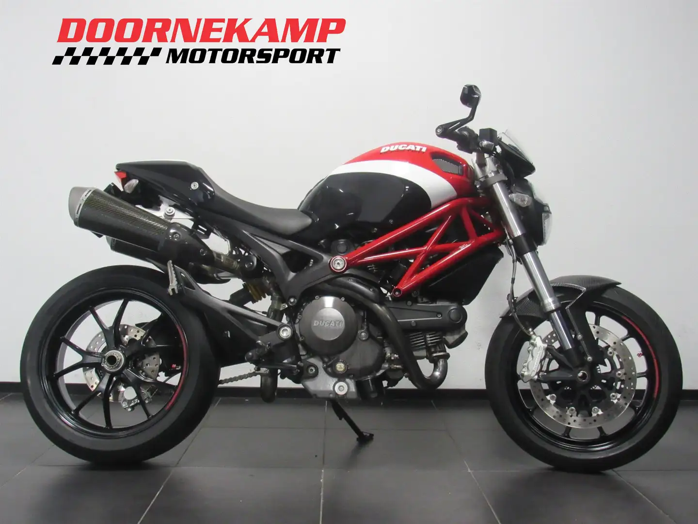 Ducati Monster 796 ABS Rood - 1