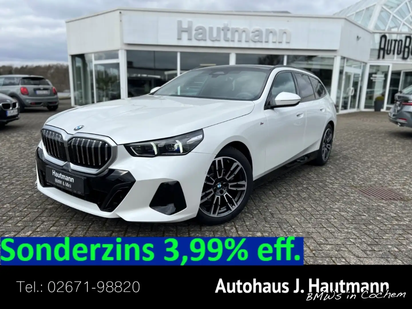 BMW 520 d Touring M SPORT +AHK+STH+PANO+COMFORT+ Weiß - 1
