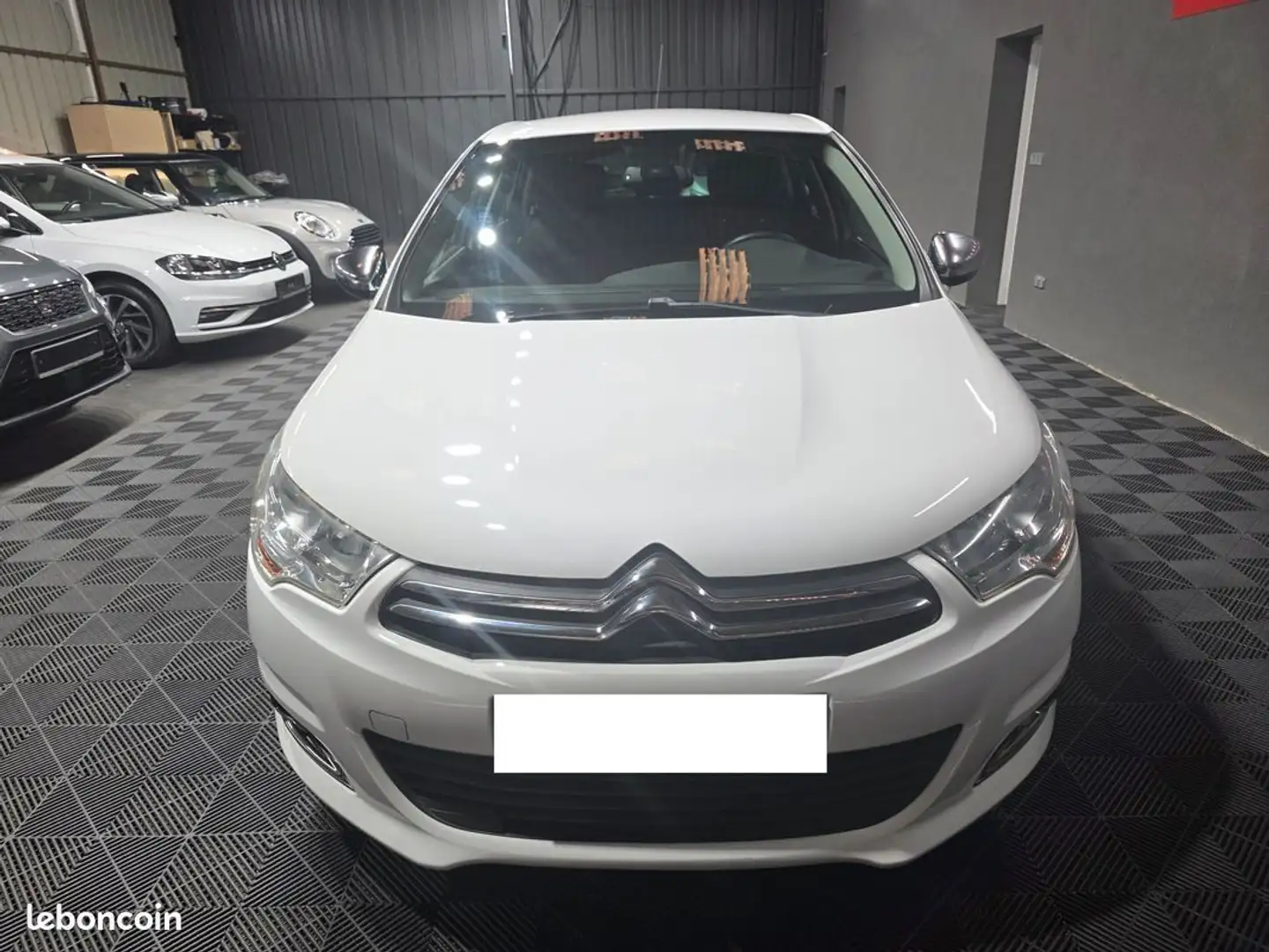 Citroen C4 Citroën II 1.6 e-HDi 115 FAP Millenium Weiß - 2