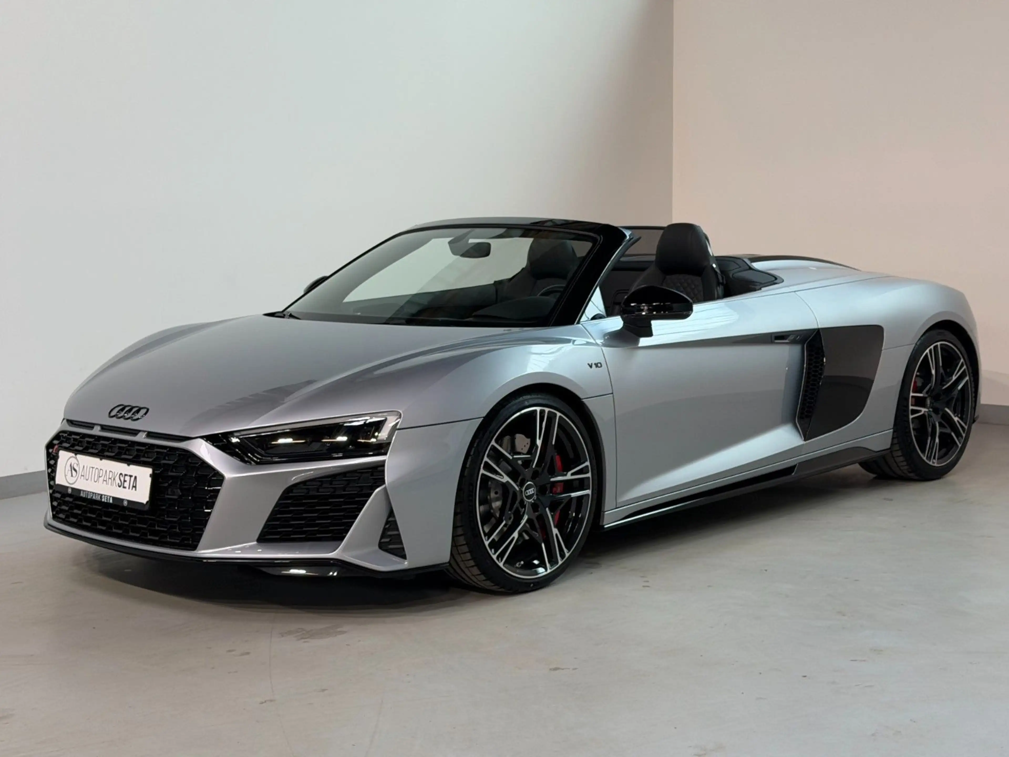 Audi R8 Spyder 5.2 FSI RWD LASERLIGHT*B&O