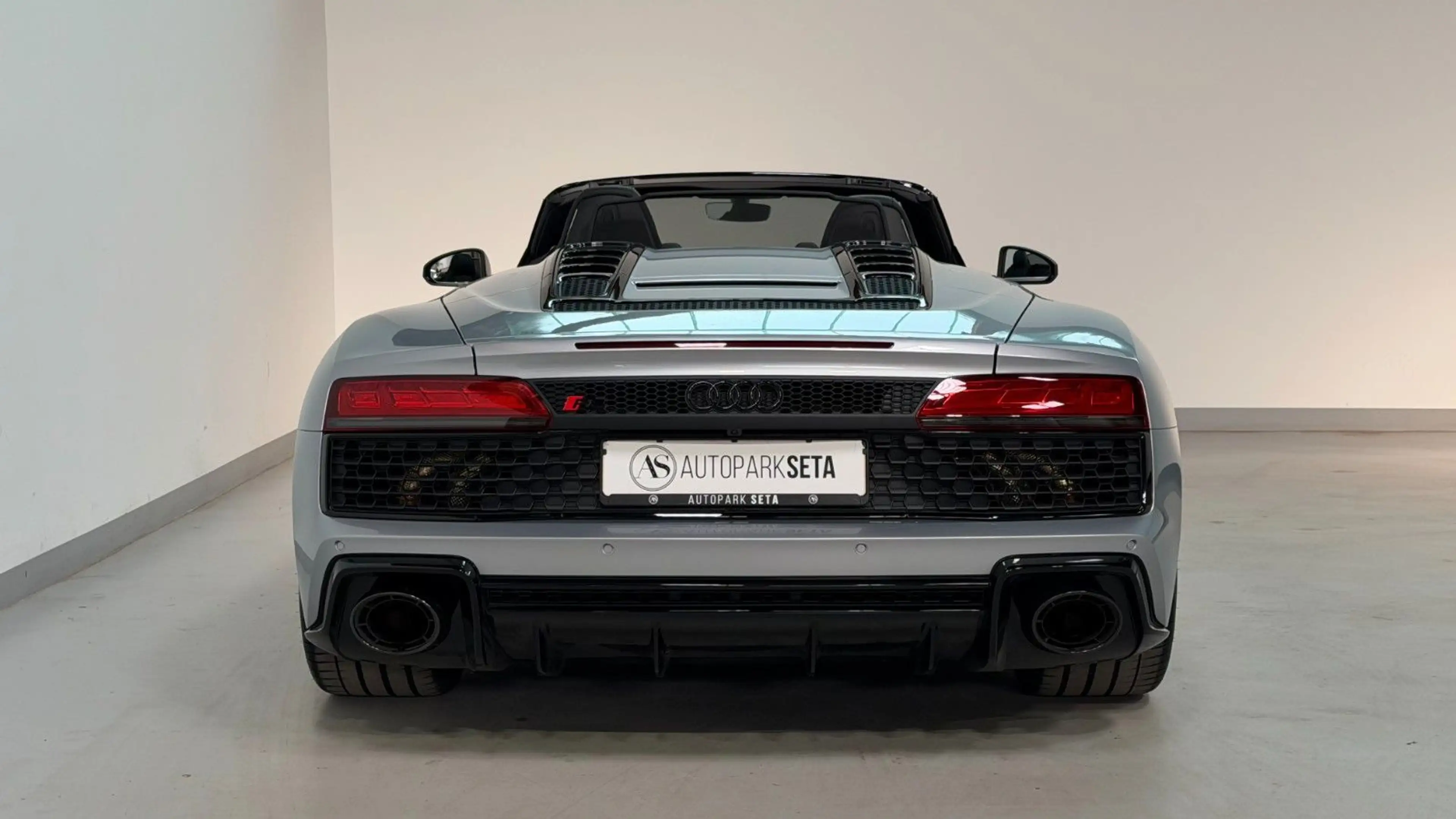 Audi R8 Spyder 5.2 FSI RWD LASERLIGHT*B&O — photo 8