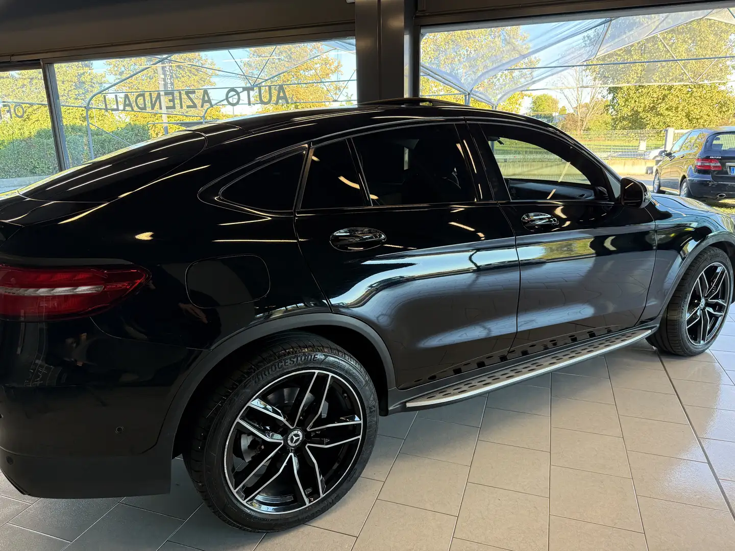 Mercedes-Benz GLC 220 Coupe d Premium 4matic auto stra fuool - 2