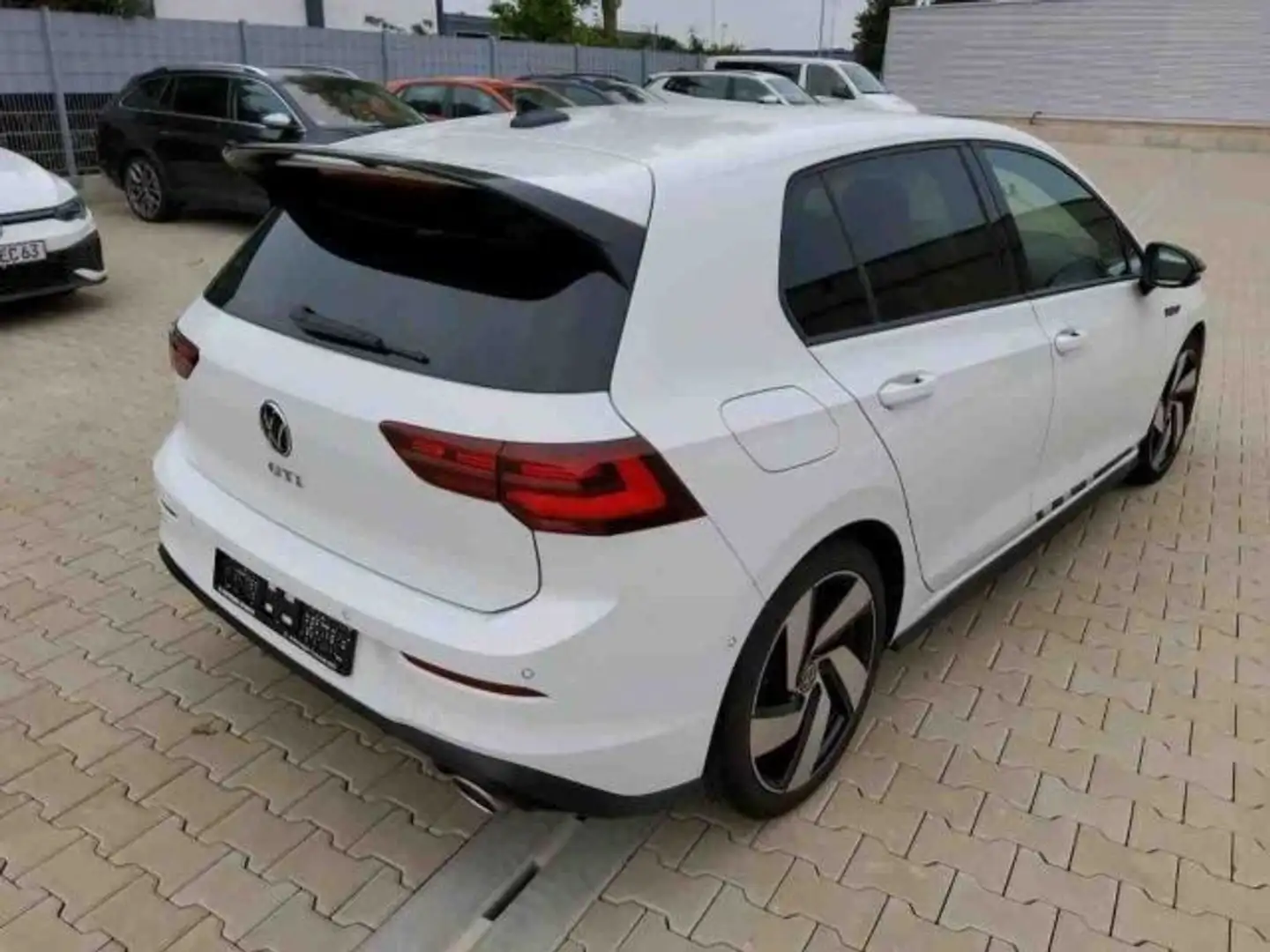 Volkswagen Golf GTI Clubsport Matrix/Nav/h&k/ACC/AppCon/LHZ Weiß - 2