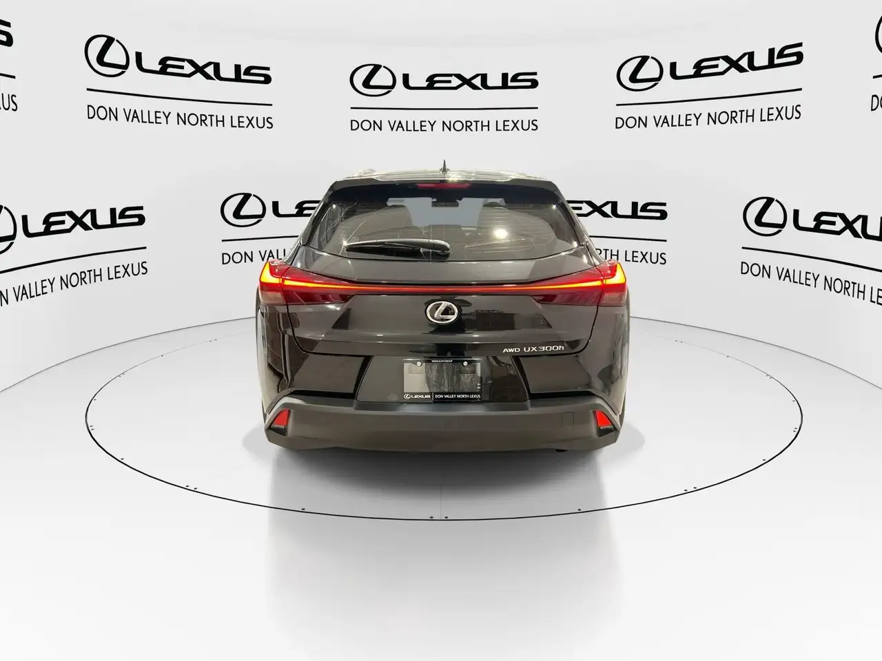 Lexus UX снимка Lexus UX