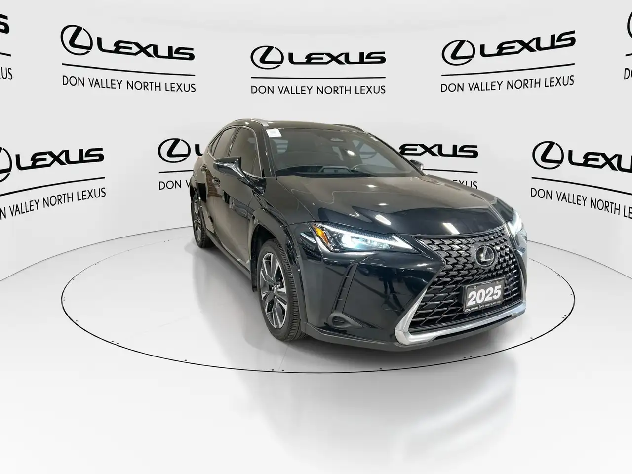 Lexus UX снимка Lexus UX