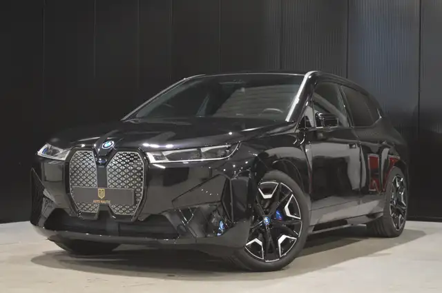 BMW iX M60 Toutes options - 1 MAIN - TVA - 9.000 km