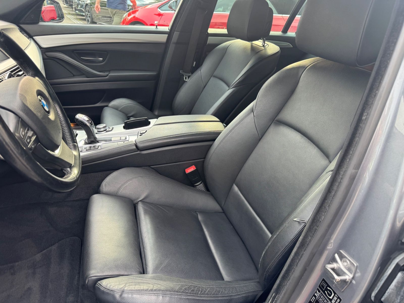 BMW 550 i Limousine/Navi/Leder/ — photo 9
