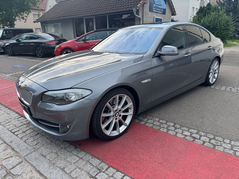 BMW 550 i Limousine/Navi/Leder/