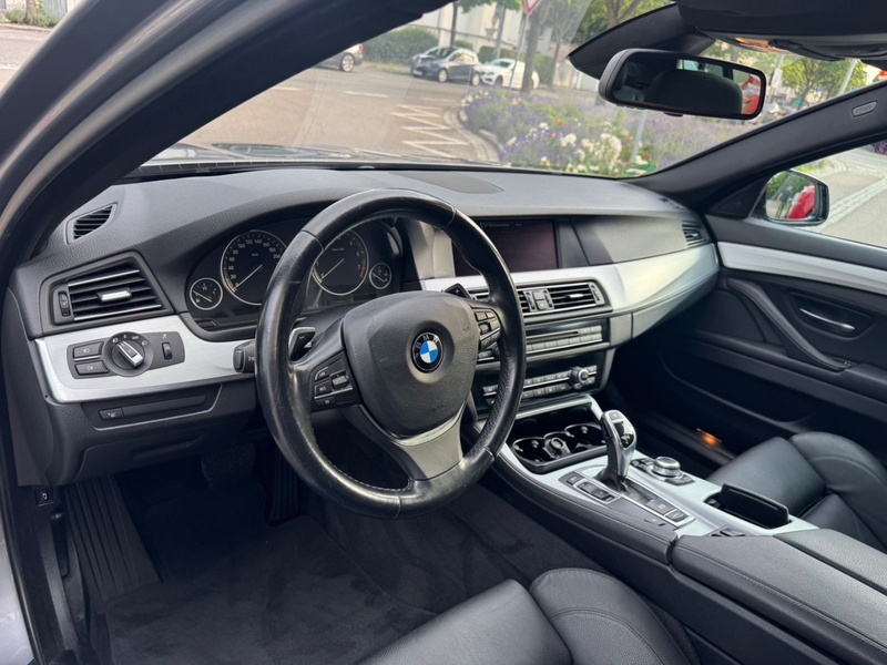 BMW 550 i Limousine/Navi/Leder/ — photo 8