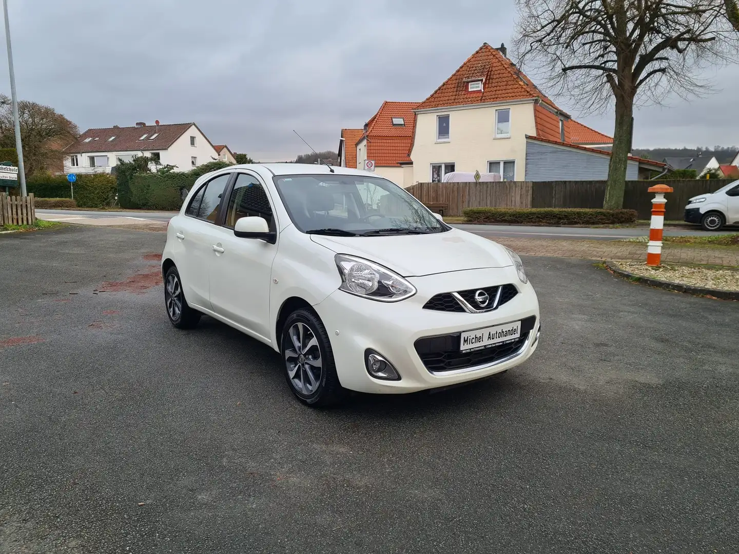 Nissan Micra Acenta Navi-PDC-Allw-TÜV Inspektion NEU! White - 1