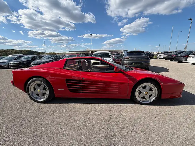 Ferrari Testarossa Ansicht 4