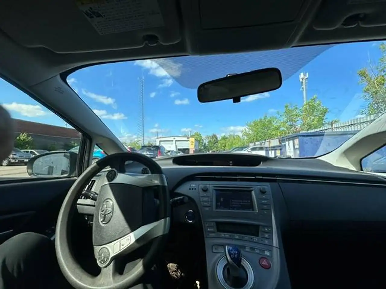 Toyota Prius снимка Toyota Prius