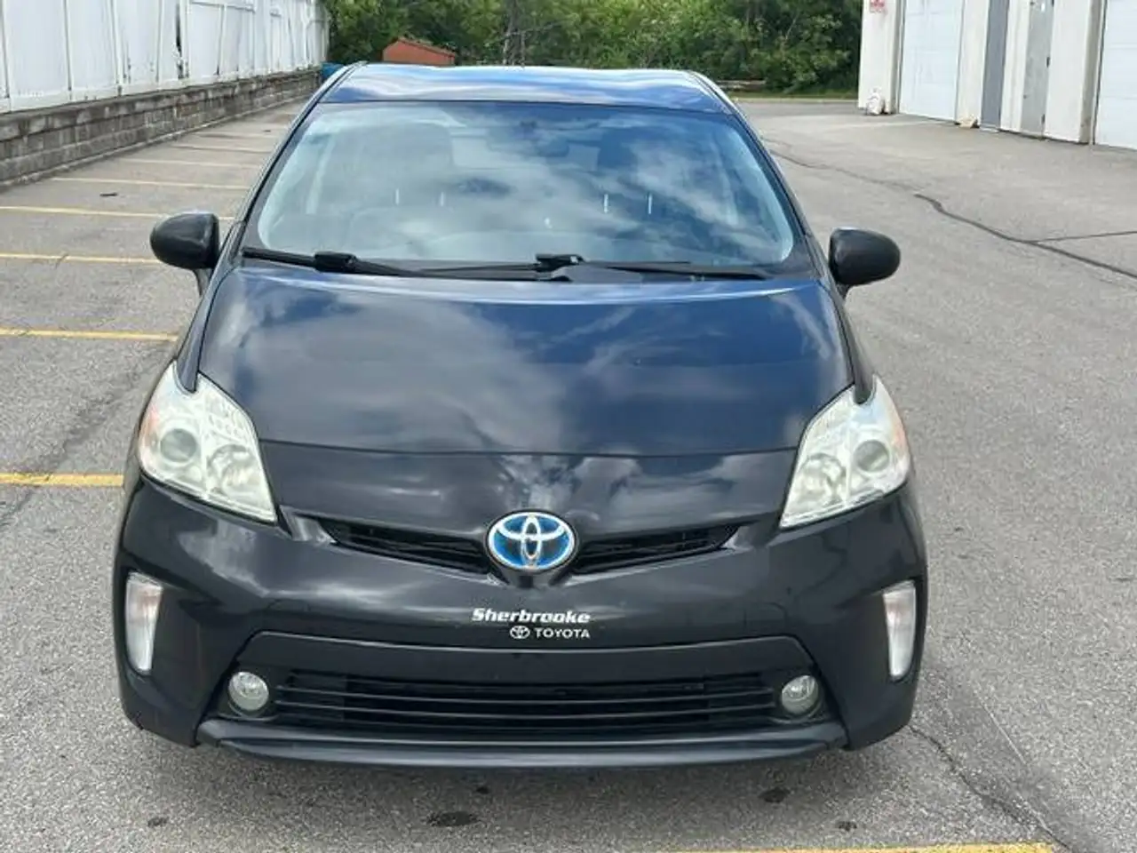 Toyota Prius снимка Toyota Prius