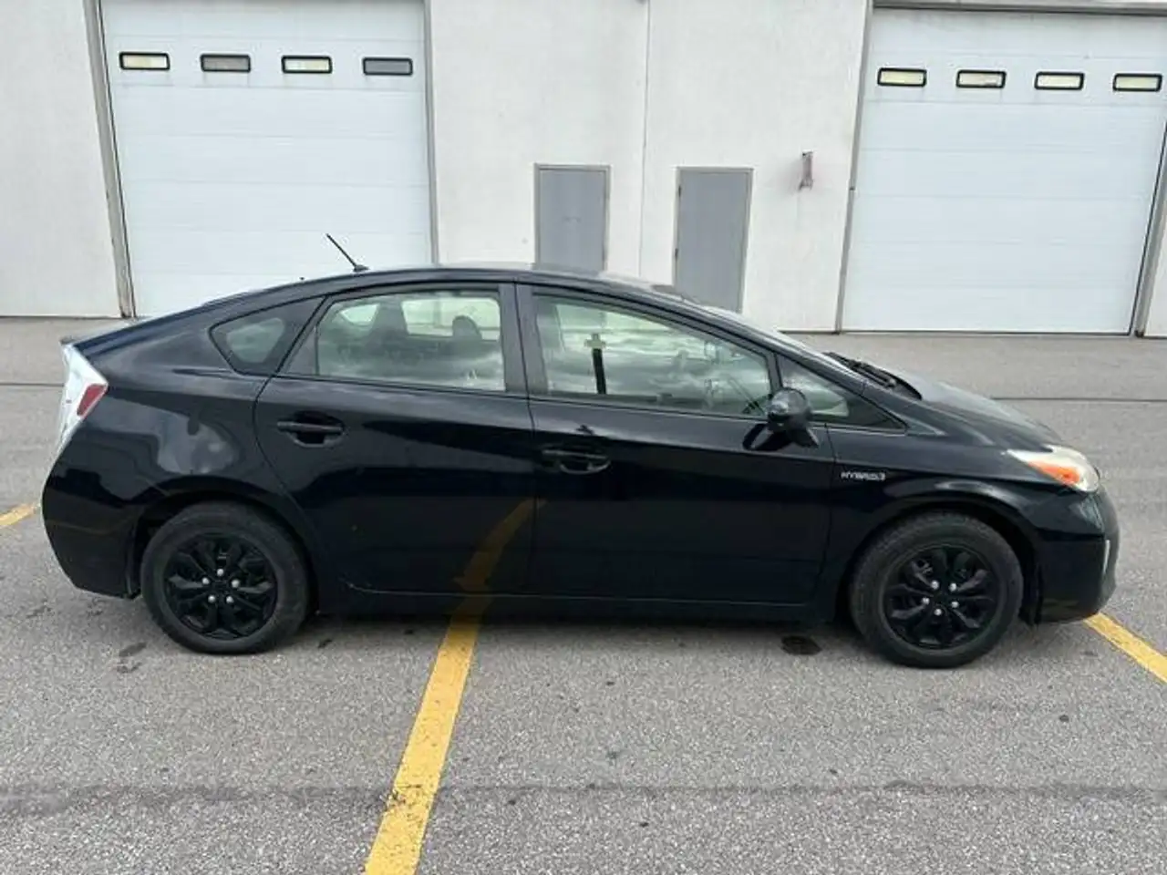 Toyota Prius снимка Toyota Prius