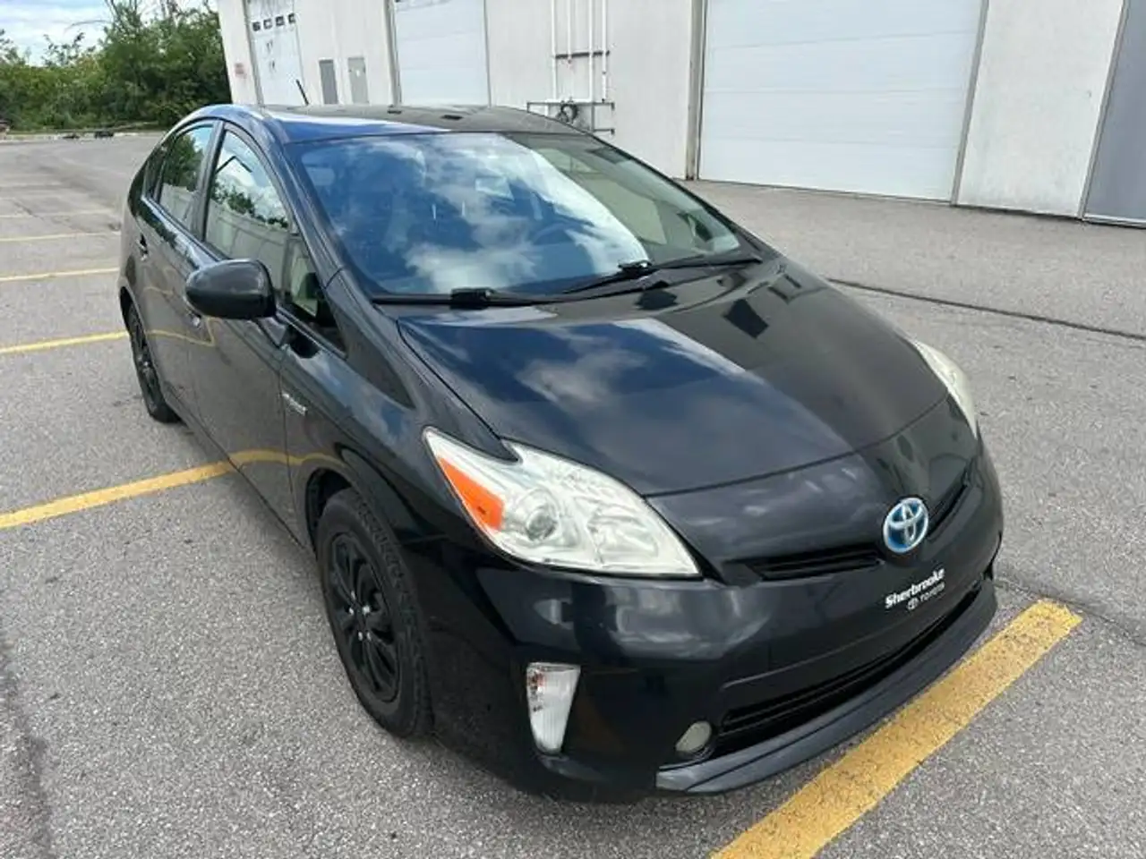 Toyota Prius снимка Toyota Prius